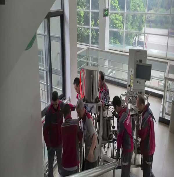 实验室仪器、搬家