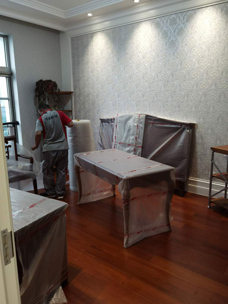 搬家、大件家具防护