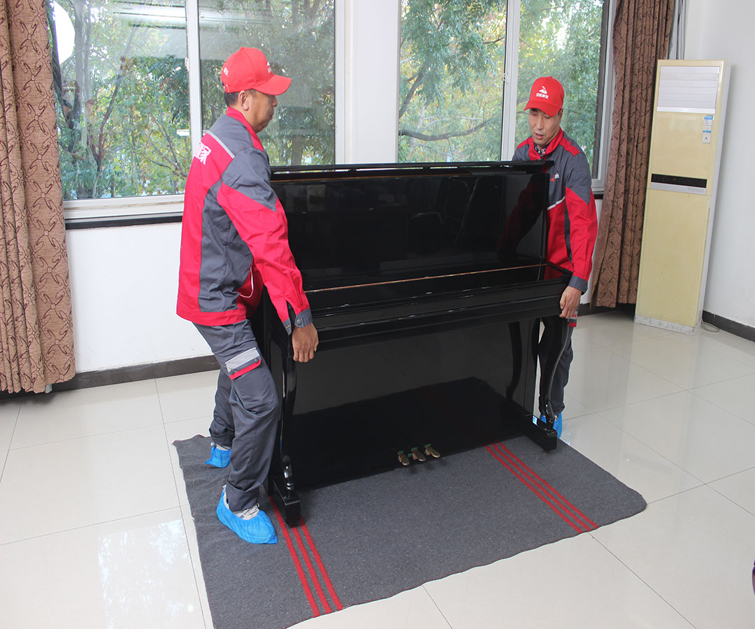 钢琴搬家