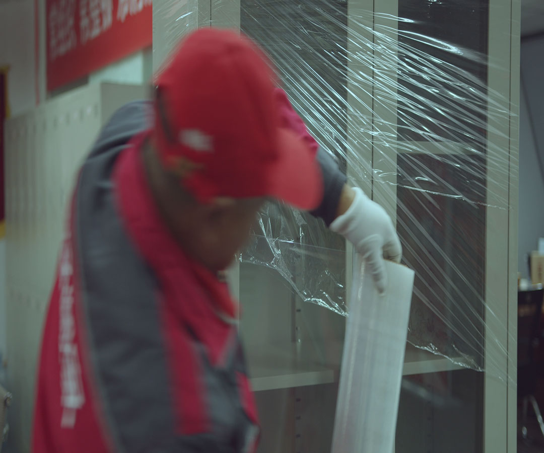 搬家公司、玻璃门柜拆装