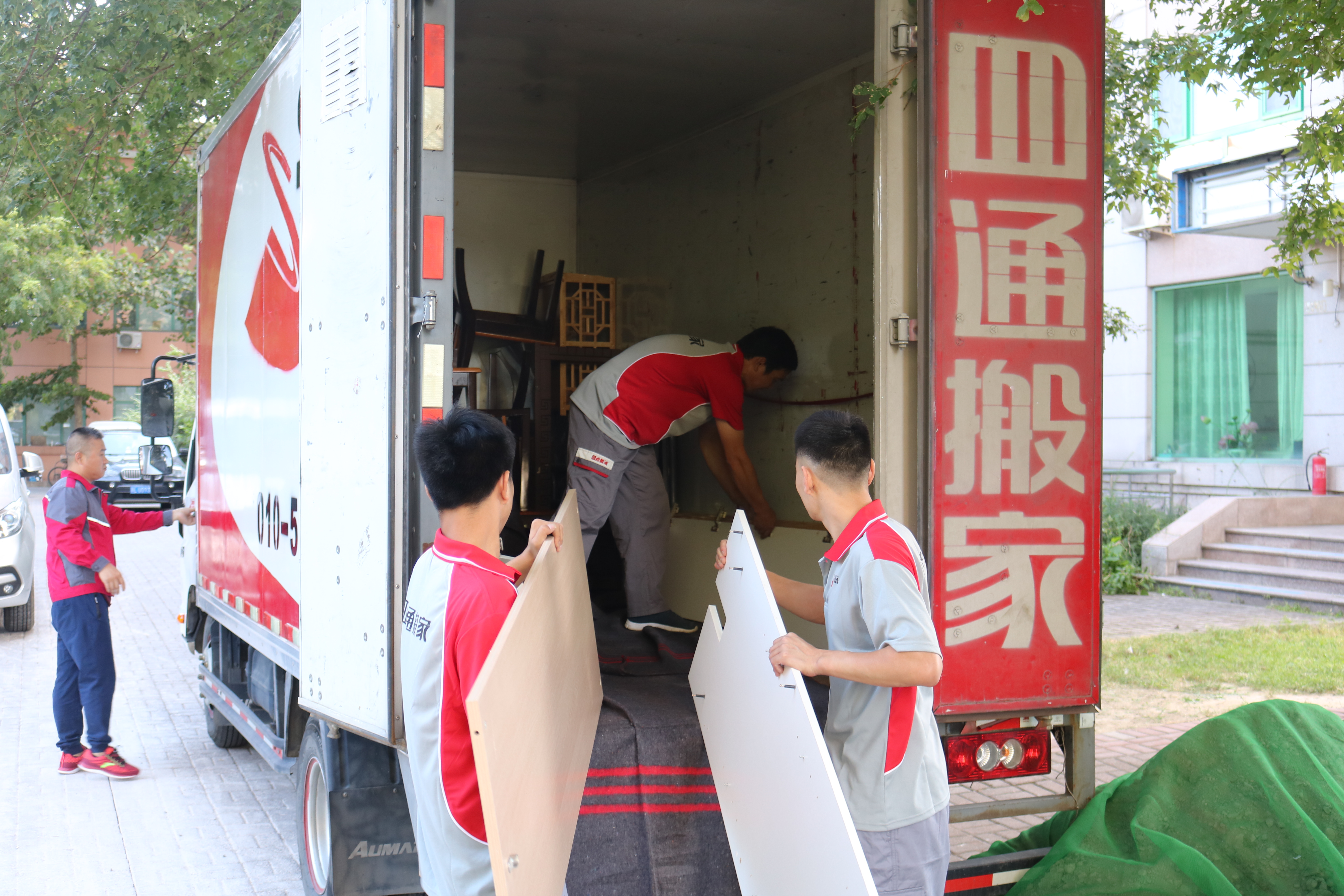 杭州跨城搬家,杭州到义乌搬家,电商仓储设备运输