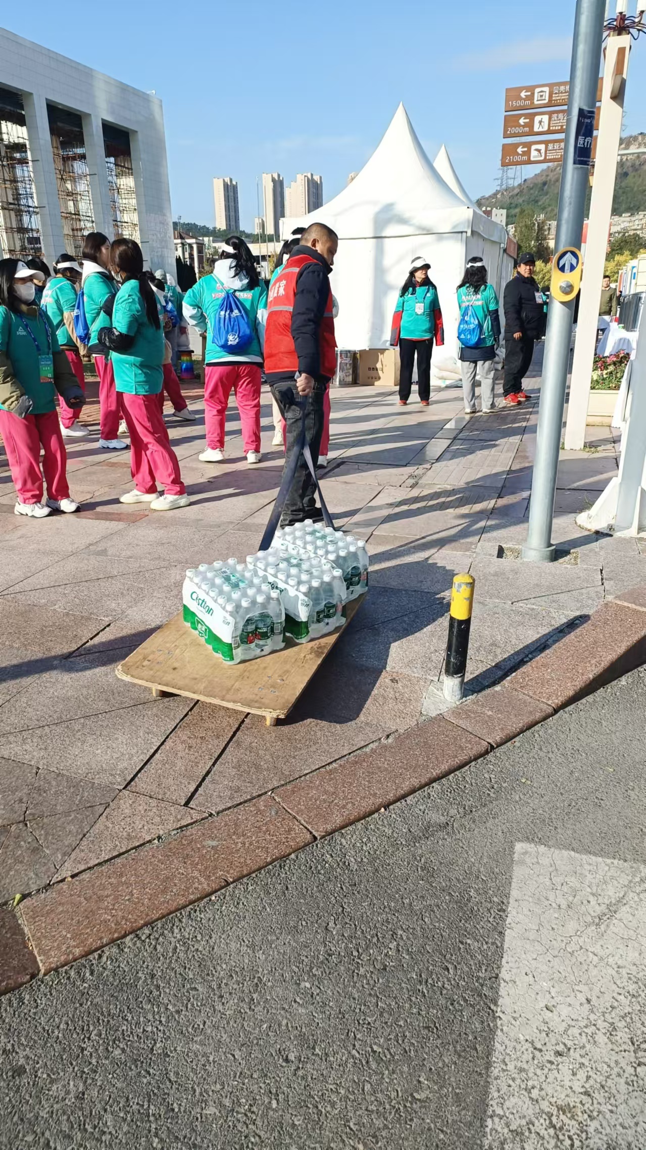 杭州滨江直播团队搬迁,直播设备防震拆装方案,直播间网络布线快速恢复